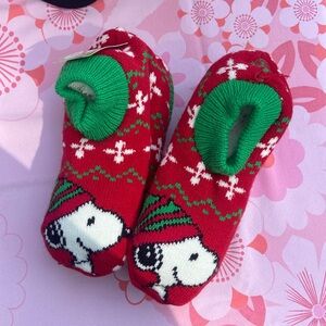 Peanuts Snoopy Christmas slipper socks